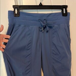 Lululemon dance studio jogger size 4